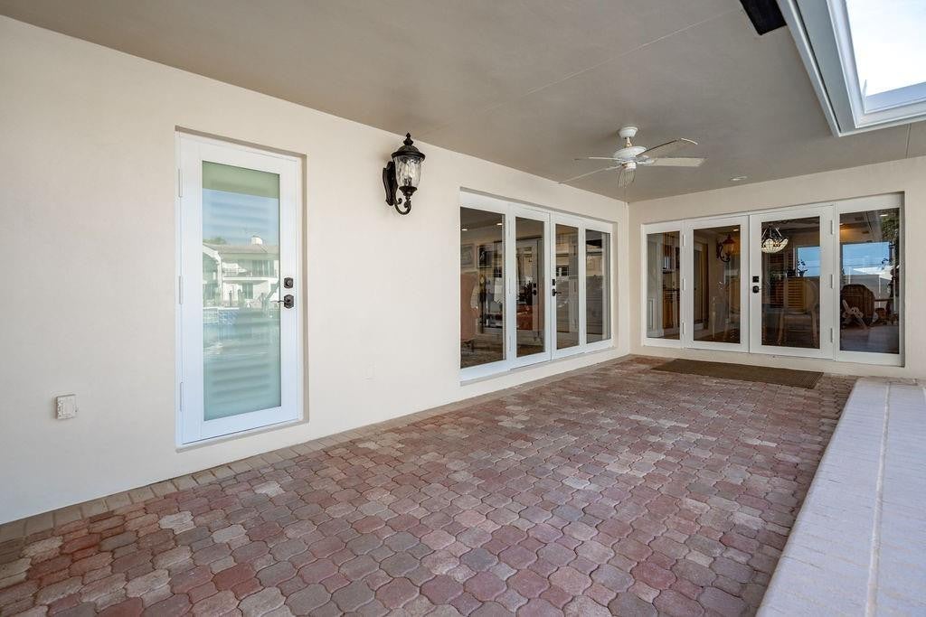 Lighthouse Point, Florida, 33064, United States, 3 Bedrooms Bedrooms, ,4 BathroomsBathrooms,Residential,Active,2011217