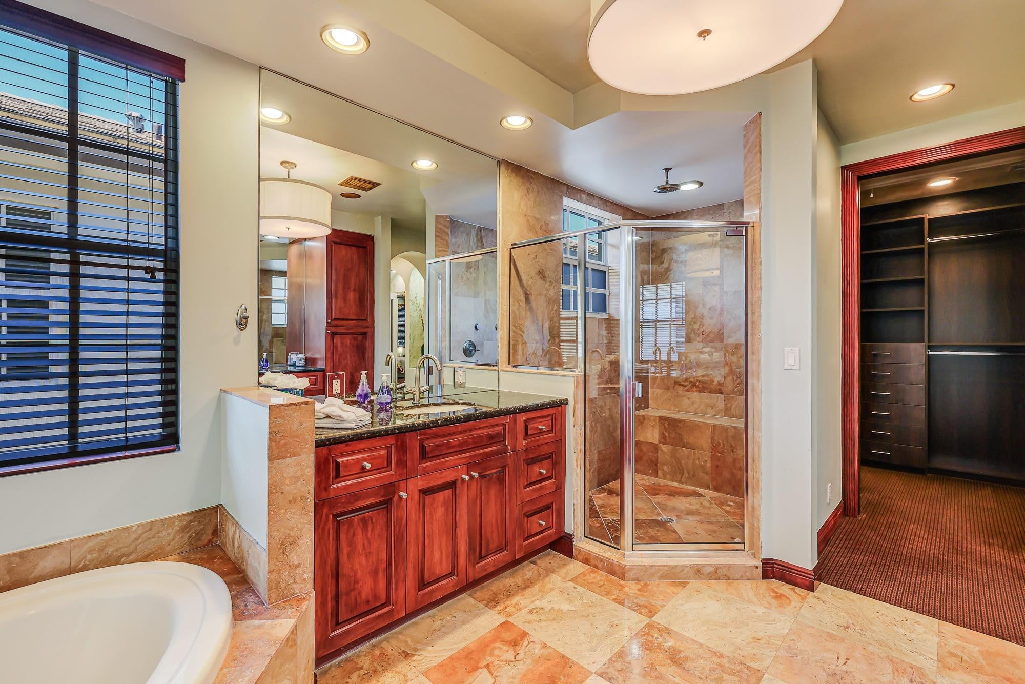 Wilton Manors, Florida, 33305, United States, 4 Bedrooms Bedrooms, ,4 BathroomsBathrooms,Residential,Active,2015475