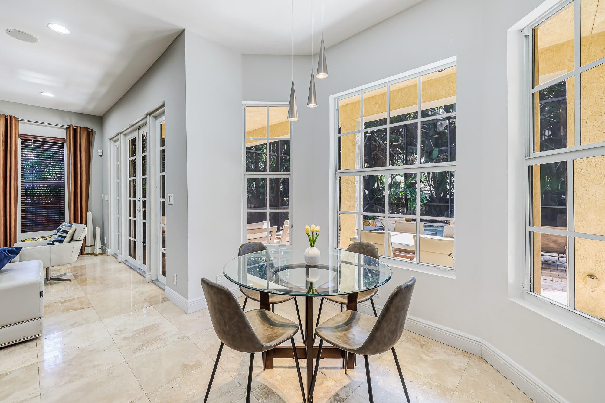 Wilton Manors, Florida, 33305, United States, 4 Bedrooms Bedrooms, ,4 BathroomsBathrooms,Residential,Active,2015475