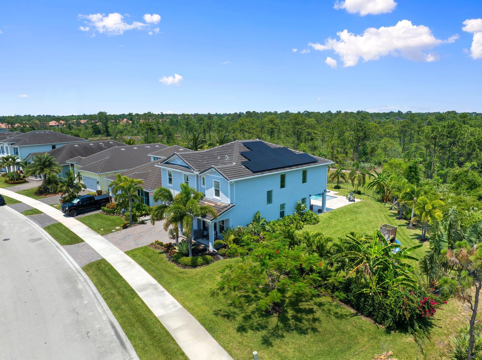 Stuart, Florida, 34997, United States, 4 Bedrooms Bedrooms, ,4 BathroomsBathrooms,Residential,Active,1893239