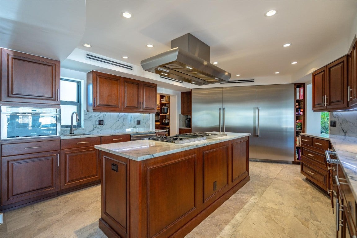 Fort Lauderdale, Florida, 33306, United States, 6 Bedrooms Bedrooms, ,8 BathroomsBathrooms,Residential,Active,2008333