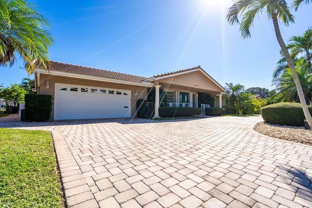 Lighthouse Point, Florida, 33064, United States, 3 Bedrooms Bedrooms, ,3 BathroomsBathrooms,Residential,Active,2011868