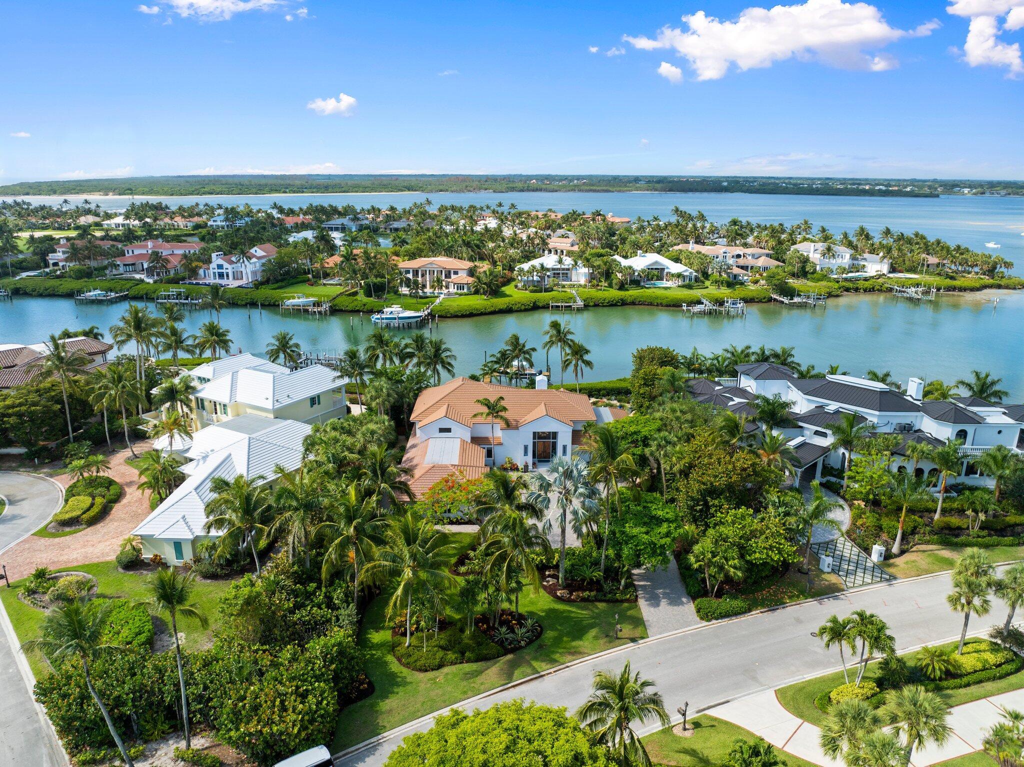 Stuart, Florida, 34996, United States, 4 Bedrooms Bedrooms, ,6 BathroomsBathrooms,Residential,Active,1831837