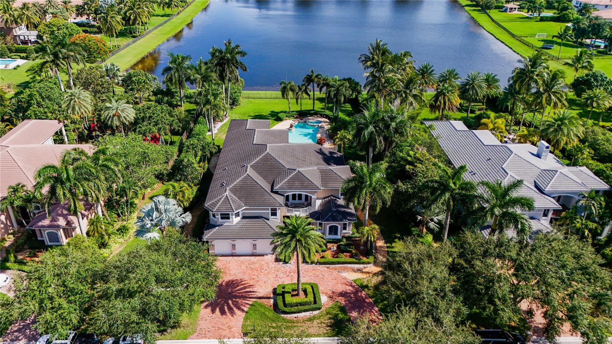Davie, Florida, 33328, United States, 6 Bedrooms Bedrooms, ,7 BathroomsBathrooms,Residential,Active,1893231