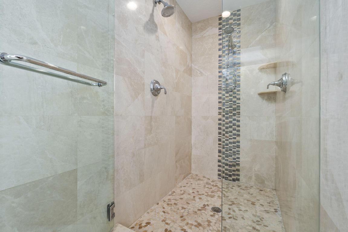 Fort Pierce, Florida, 34949, United States, 5 Bedrooms Bedrooms, ,5 BathroomsBathrooms,Residential,Active,2007926