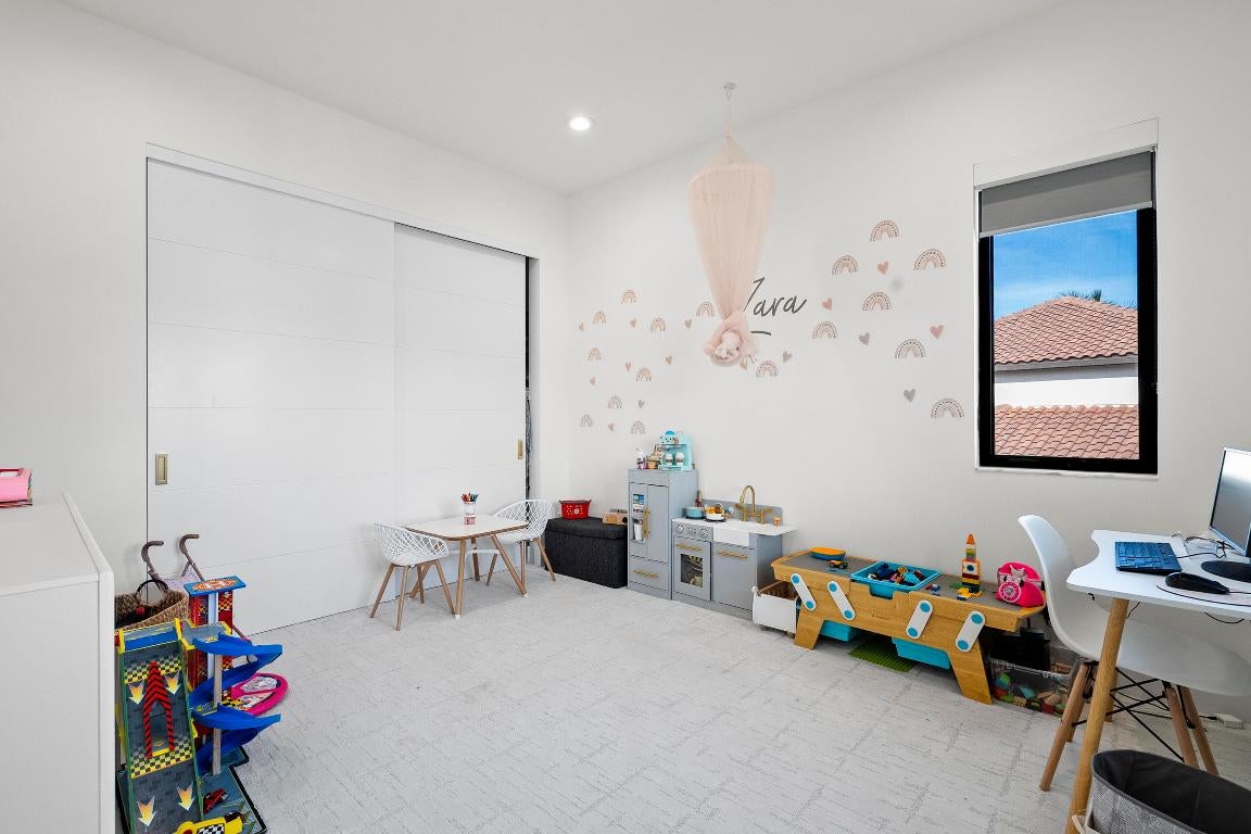 Port St Lucie, Florida, 34952, United States, 4 Bedrooms Bedrooms, ,4 BathroomsBathrooms,Residential,Active,1995253