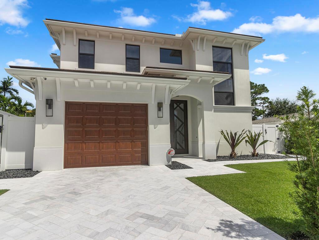West Palm Beach, Florida, 33405, United States, 5 Bedrooms Bedrooms, ,5 BathroomsBathrooms,Residential,Active,1985853