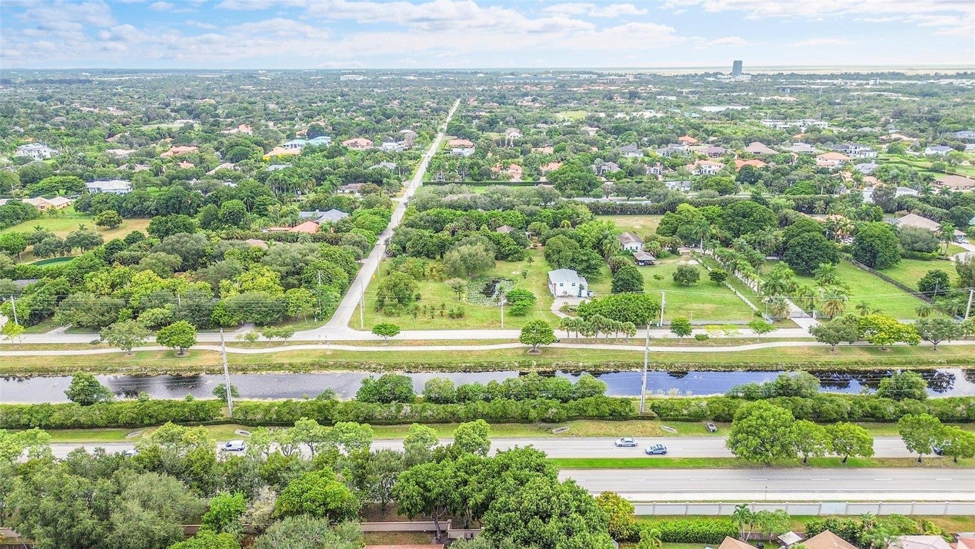 Plantation, Florida, 33323, United States, 4 Bedrooms Bedrooms, ,3 BathroomsBathrooms,Residential,Contingent,2008349