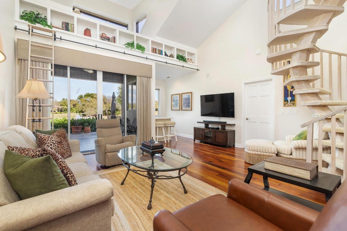 Jupiter, Florida, 33469, United States, 2 Bedrooms Bedrooms, ,3 BathroomsBathrooms,Residential,Active,2010211