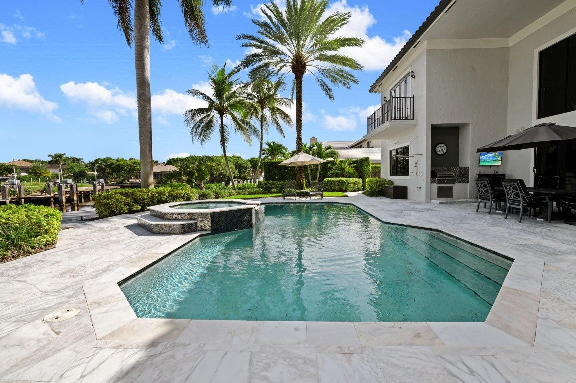 Fort Lauderdale, Florida, 33308, United States, 5 Bedrooms Bedrooms, ,8 BathroomsBathrooms,Residential,Active,2007915