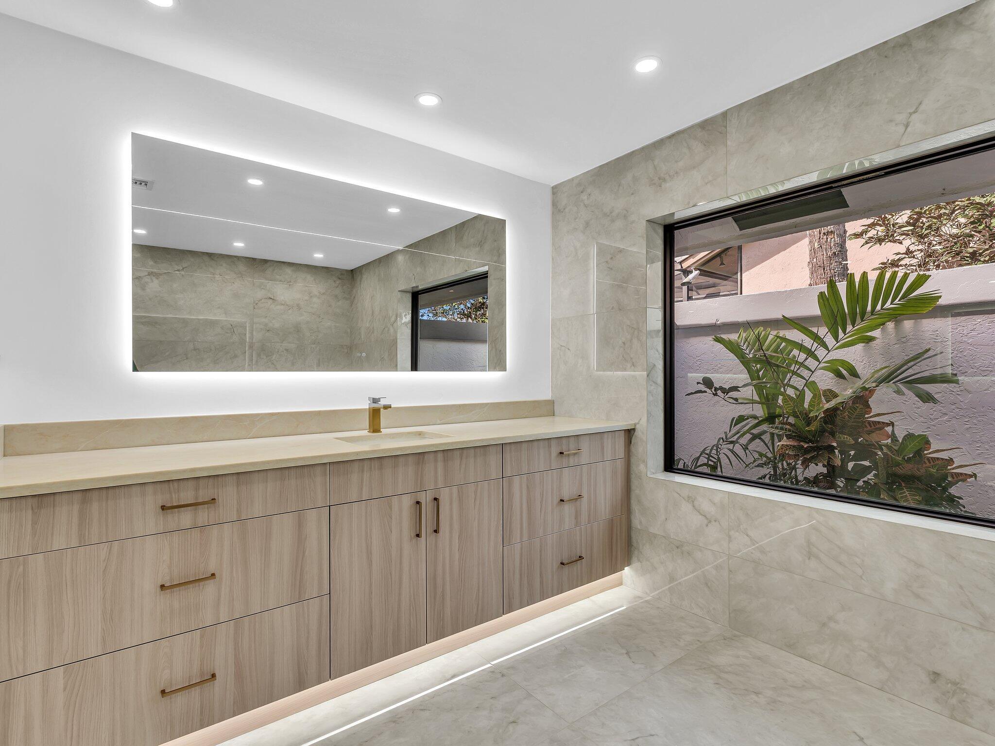 Boca Raton, Florida, 33433, United States, 5 Bedrooms Bedrooms, ,4 BathroomsBathrooms,Residential,Active,1967119