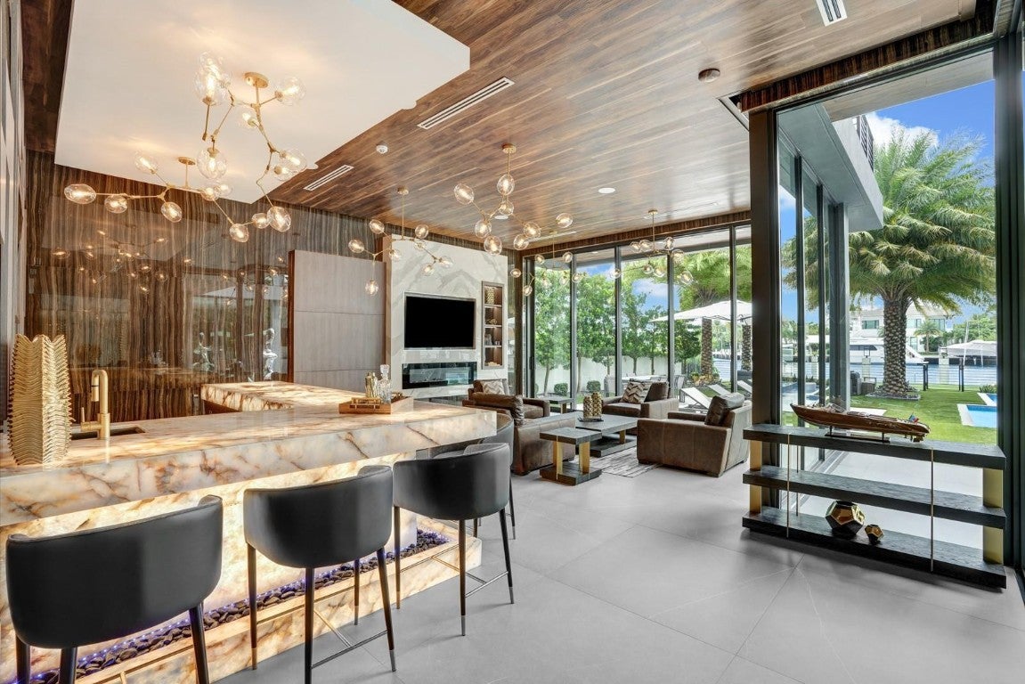 Fort Lauderdale, Florida, 33304, United States, 6 Bedrooms Bedrooms, ,9 BathroomsBathrooms,Residential,Active,2007970