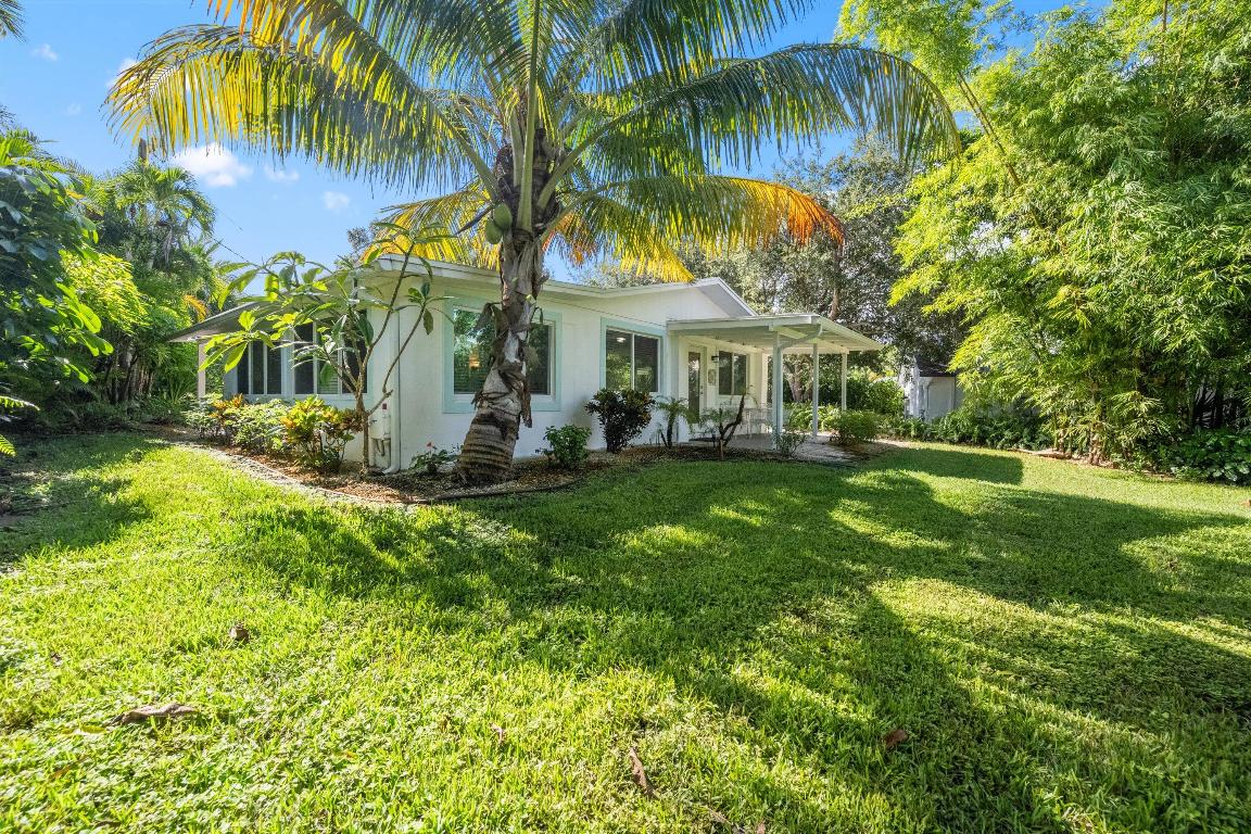 Stuart, Florida, 34994, United States, 2 Bedrooms Bedrooms, ,2 BathroomsBathrooms,Residential,Active,2008289