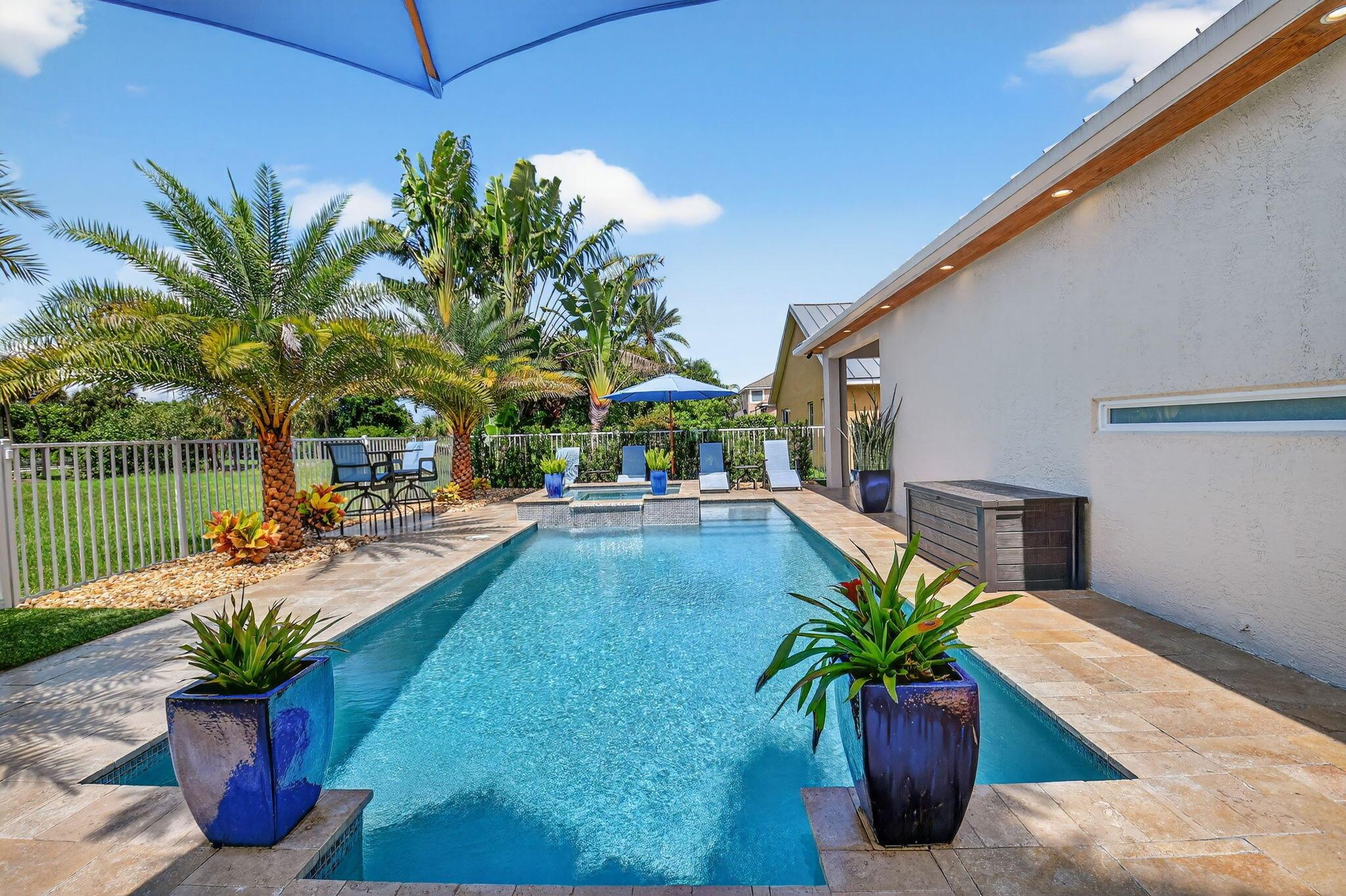 Delray Beach, Florida, 33444, United States, 3 Bedrooms Bedrooms, ,2 BathroomsBathrooms,Residential,Active,1973332