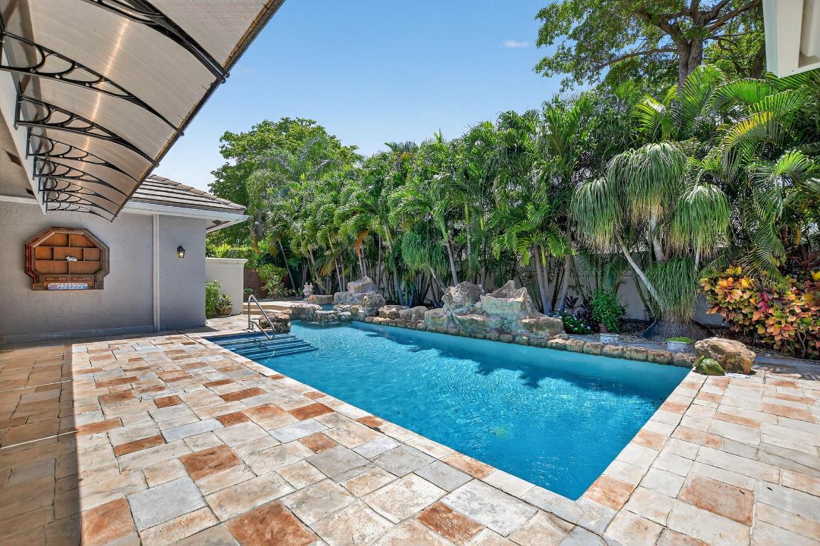 Boca Raton, Florida, 33487, United States, 5 Bedrooms Bedrooms, ,4 BathroomsBathrooms,Residential,Active,2008713