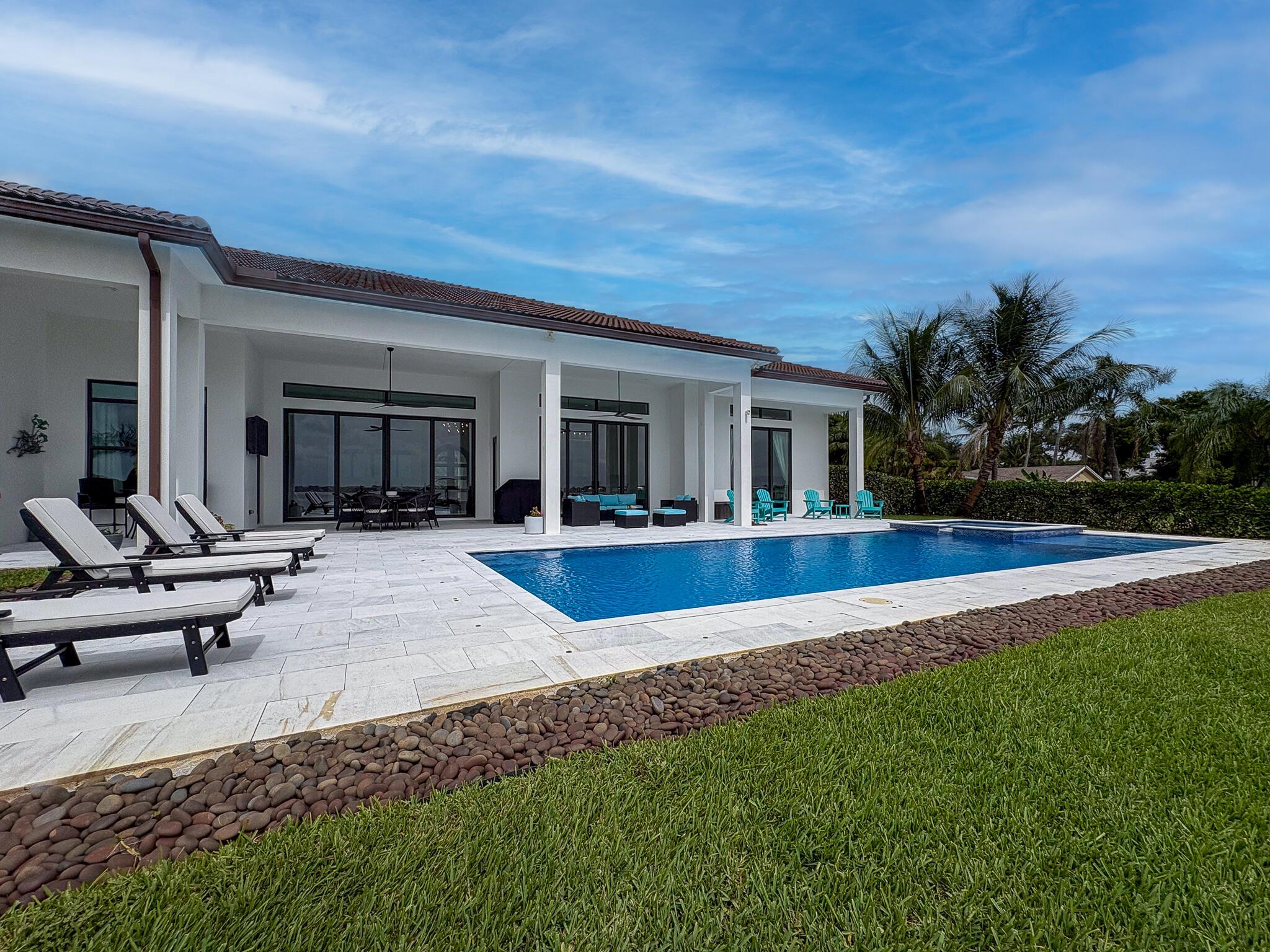 Jensen Beach, Florida, 34957, United States, 4 Bedrooms Bedrooms, ,5 BathroomsBathrooms,Residential,Active,1990620