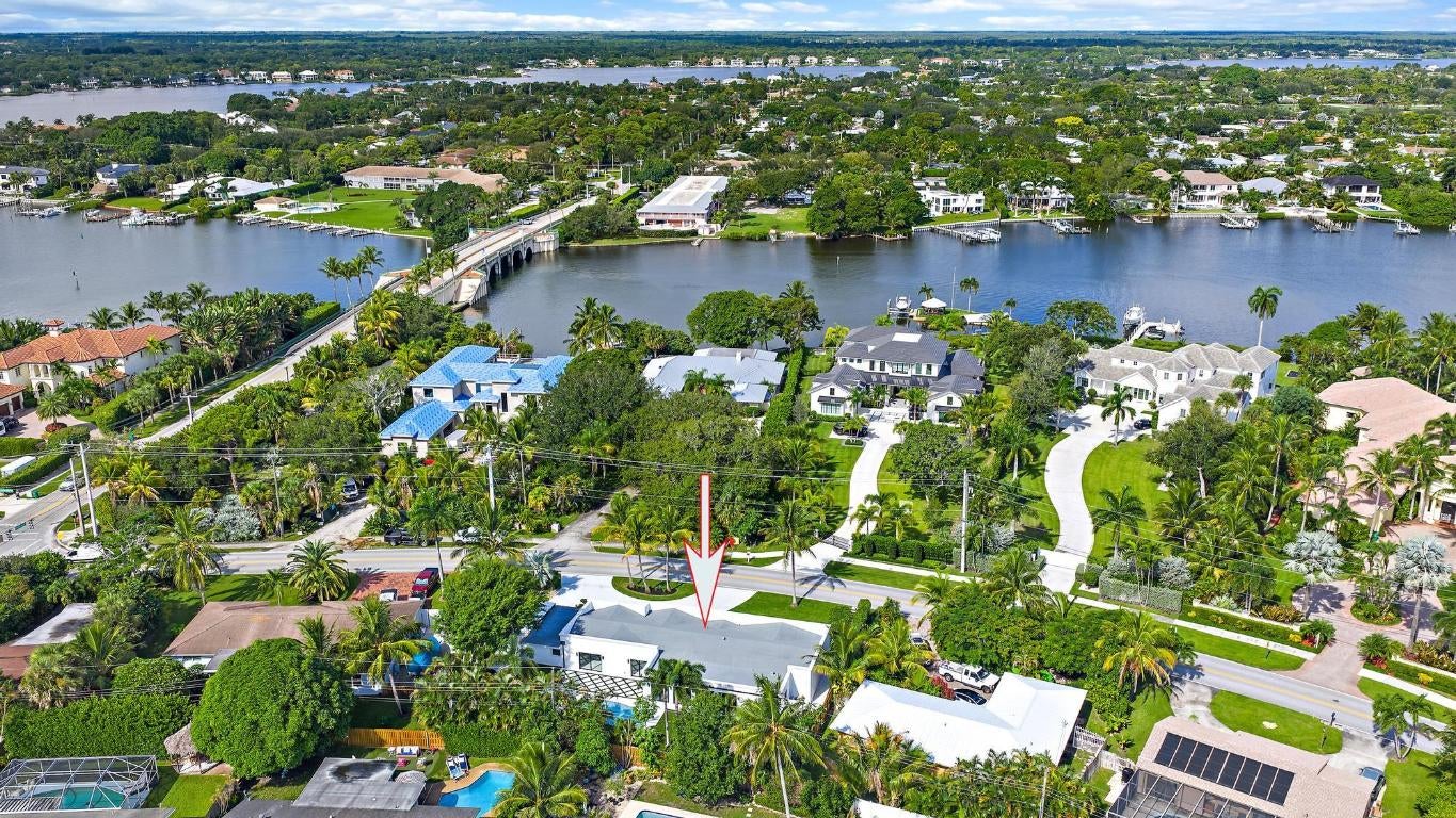 Tequesta, Florida, 33469, United States, 4 Bedrooms Bedrooms, ,5 BathroomsBathrooms,Residential,Active,2007914