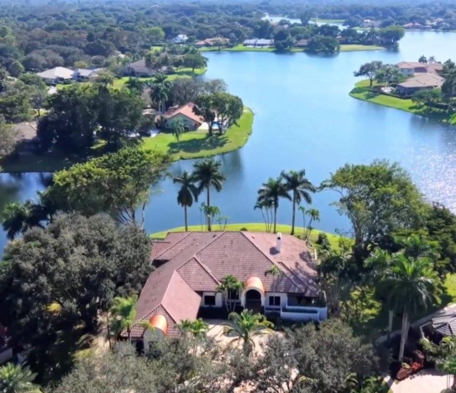 Parkland, Florida, 33067, United States, 7 Bedrooms Bedrooms, ,6 BathroomsBathrooms,Residential,Active,2002358