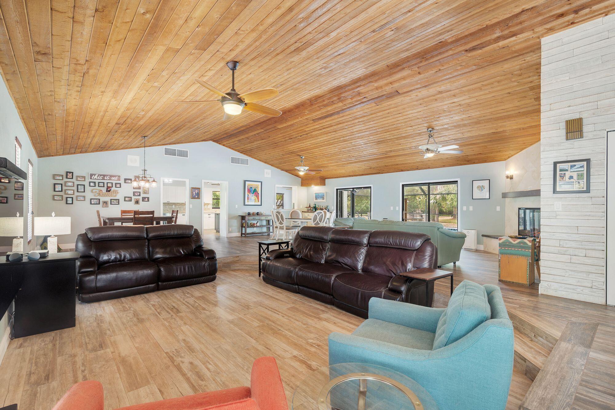 Palm Beach Gardens, Florida, 33418, United States, 3 Bedrooms Bedrooms, ,3 BathroomsBathrooms,Residential,Active,1973323