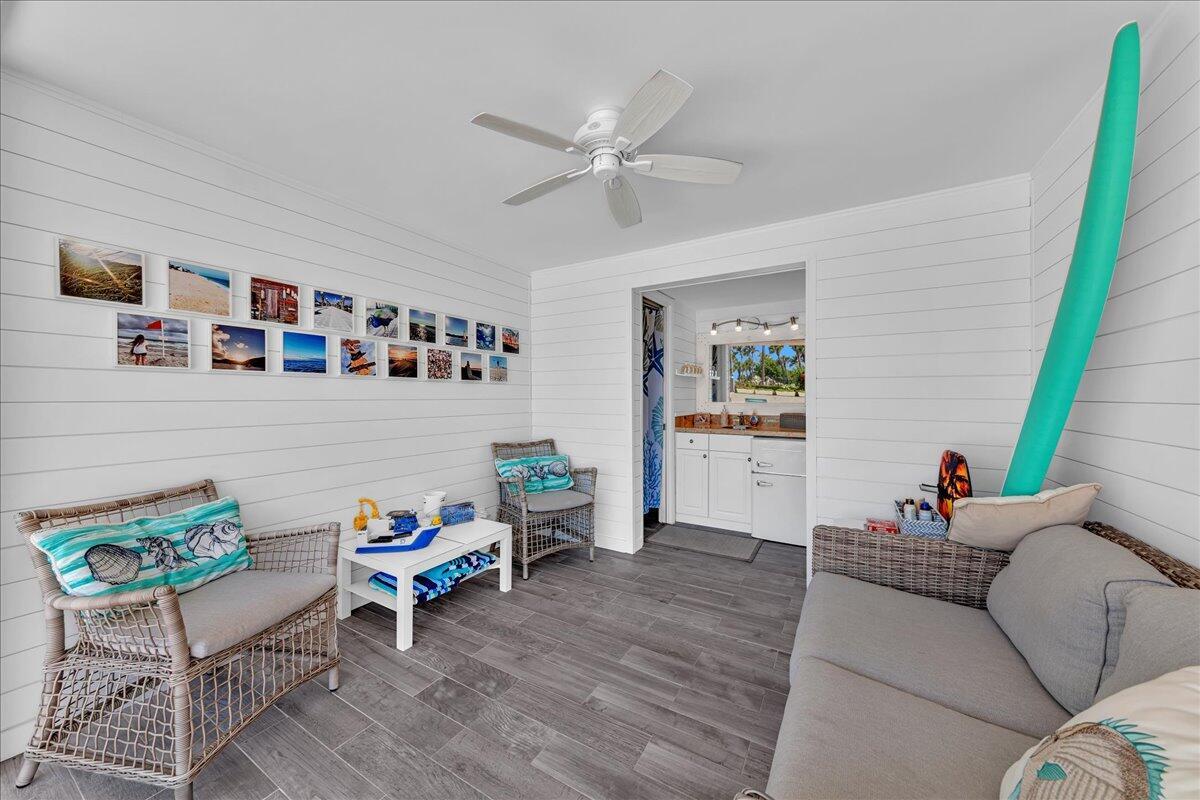 Palm Beach, Florida, 33480, United States, 3 Bedrooms Bedrooms, ,3 BathroomsBathrooms,Residential,Active,1954435