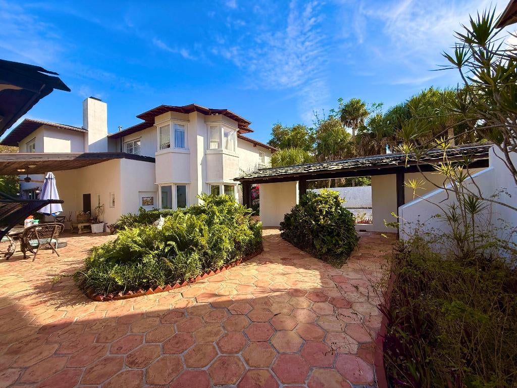 Fort Pierce, Florida, 34950, United States, 6 Bedrooms Bedrooms, ,6 BathroomsBathrooms,Residential,Active,2007665