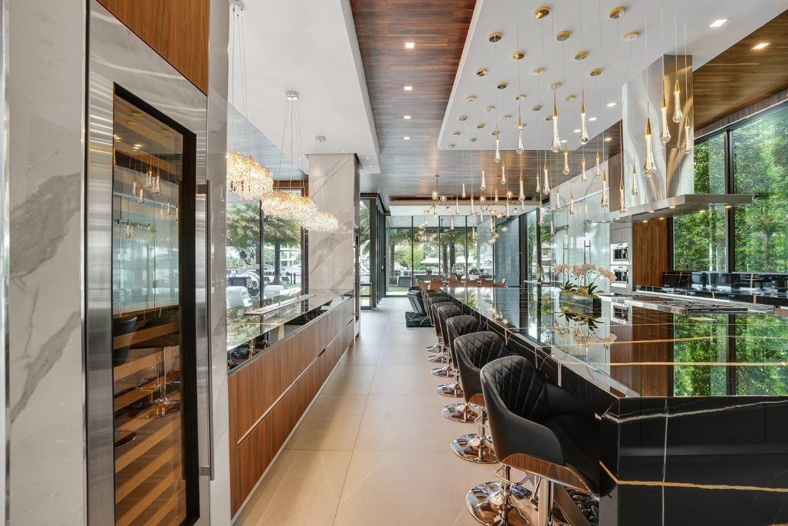 Fort Lauderdale, Florida, 33304, United States, 6 Bedrooms Bedrooms, ,9 BathroomsBathrooms,Residential,Active,2007970