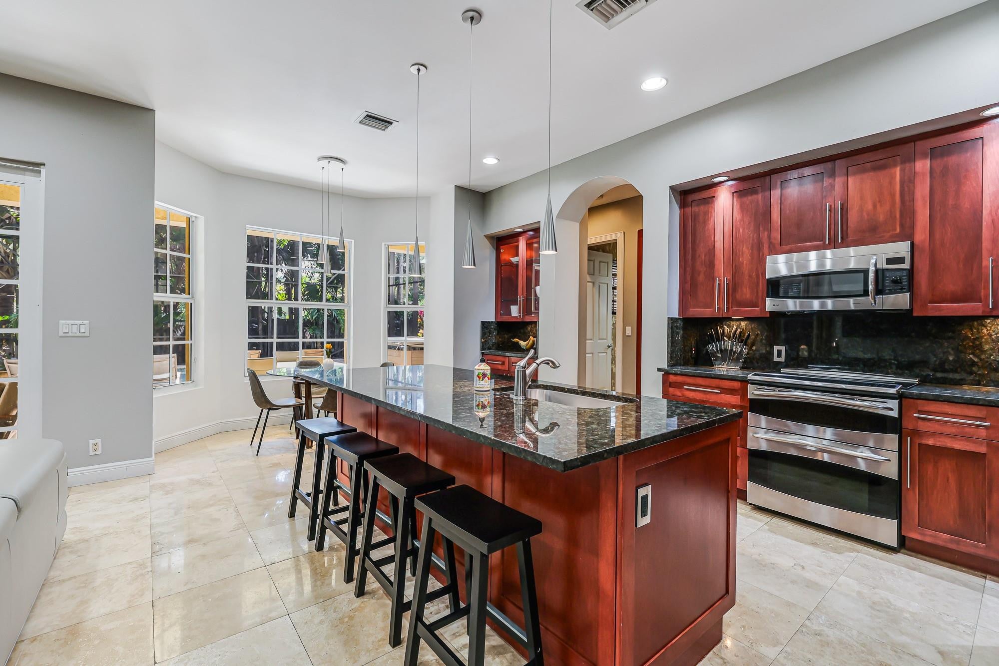 Wilton Manors, Florida, 33305, United States, 4 Bedrooms Bedrooms, ,4 BathroomsBathrooms,Residential,Active,2015475