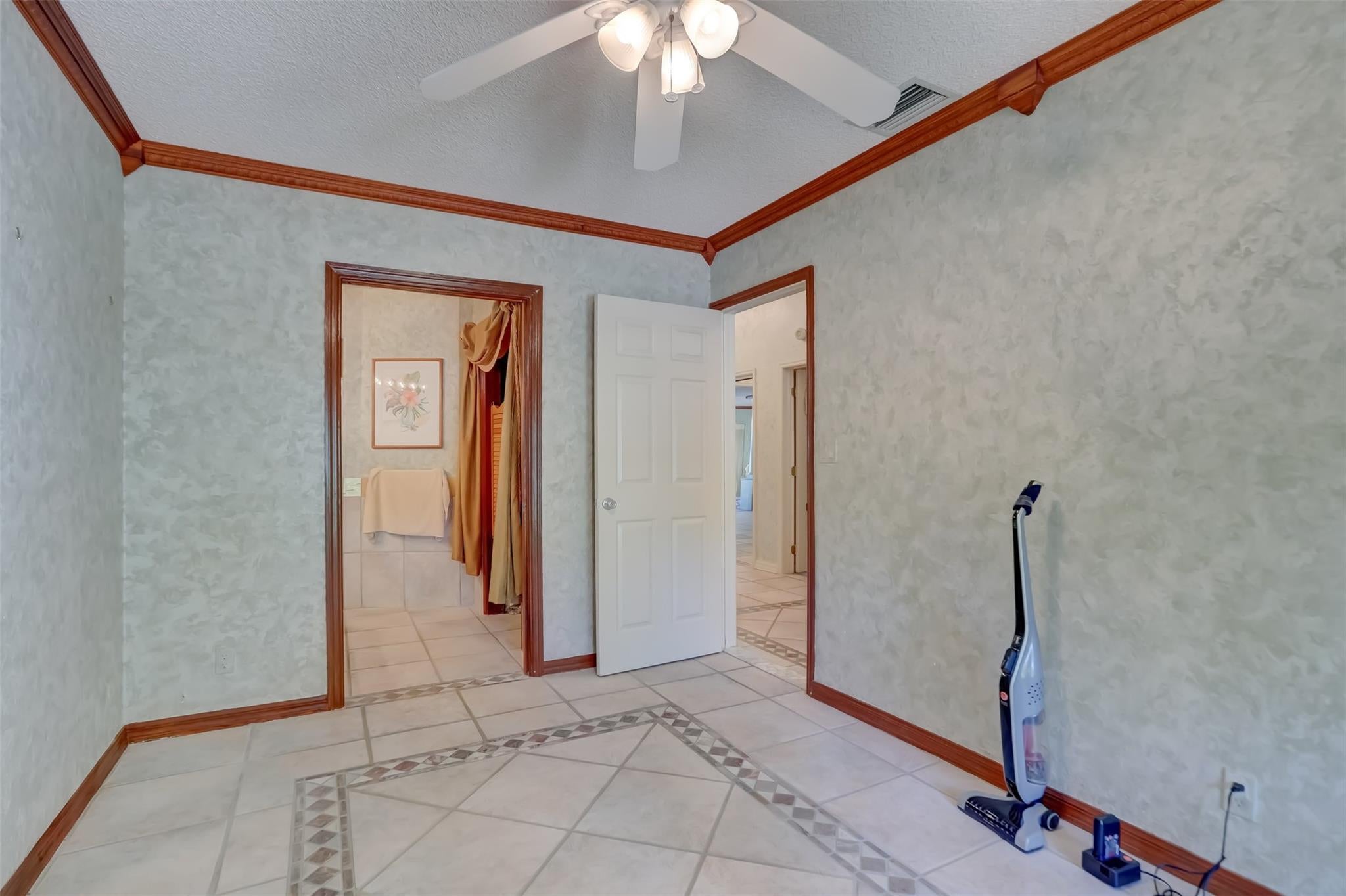 Pompano Beach, Florida, 33062, United States, ,4 BathroomsBathrooms,Residential,Active,1702029