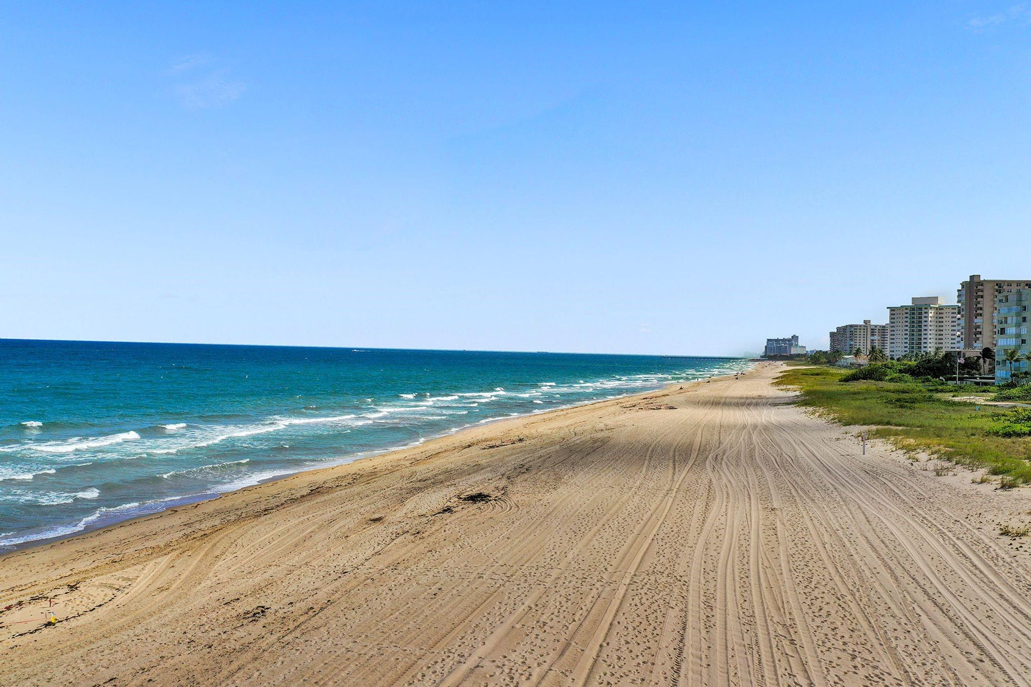 Lauderdale By The Sea, Florida, 33062, United States, 3 Bedrooms Bedrooms, ,3 BathroomsBathrooms,Residential,Active,2002612