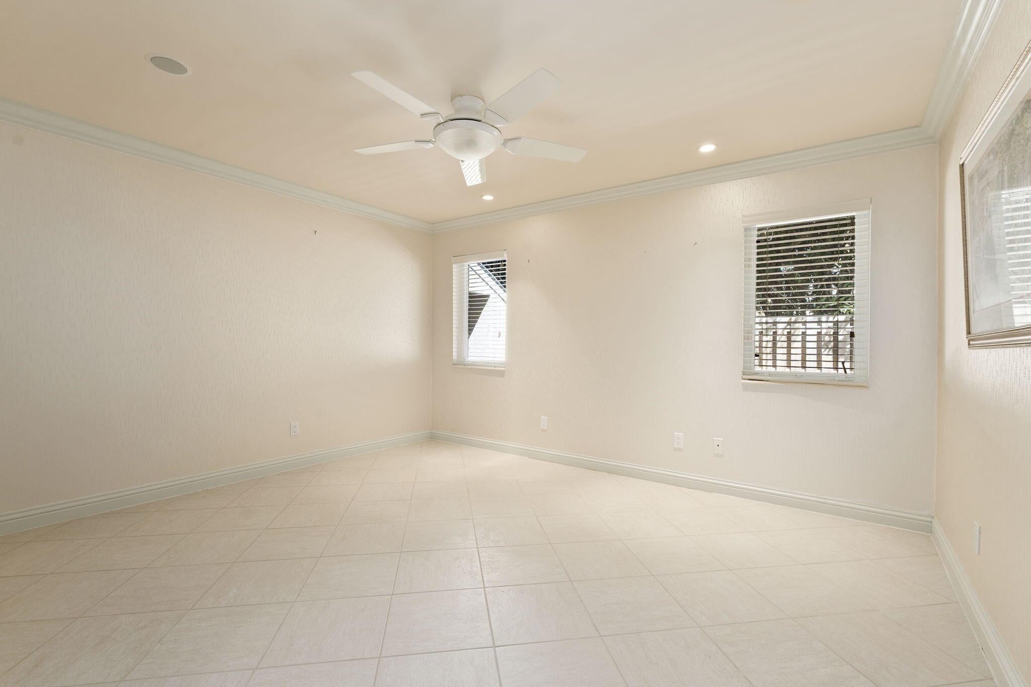 Sewalls Point, Florida, 34996, United States, 3 Bedrooms Bedrooms, ,4 BathroomsBathrooms,Residential,Active,1919064