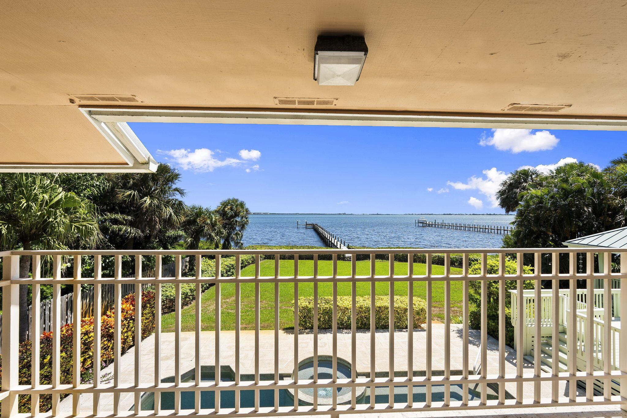 Sewalls Point, Florida, 34996, United States, 3 Bedrooms Bedrooms, ,4 BathroomsBathrooms,Residential,Active,1919064