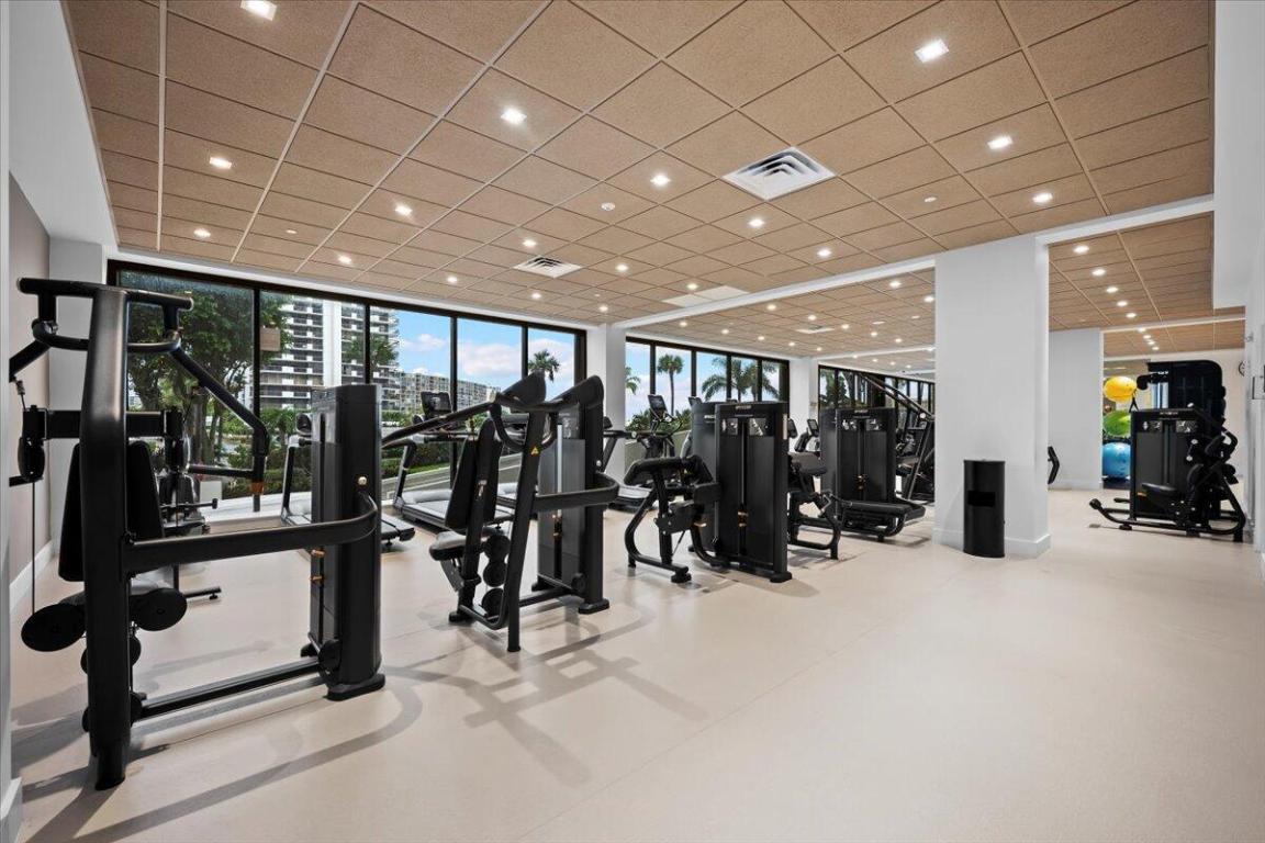 North Palm Beach, Florida, 33408, United States, 2 Bedrooms Bedrooms, ,3 BathroomsBathrooms,Residential,Active,2007652