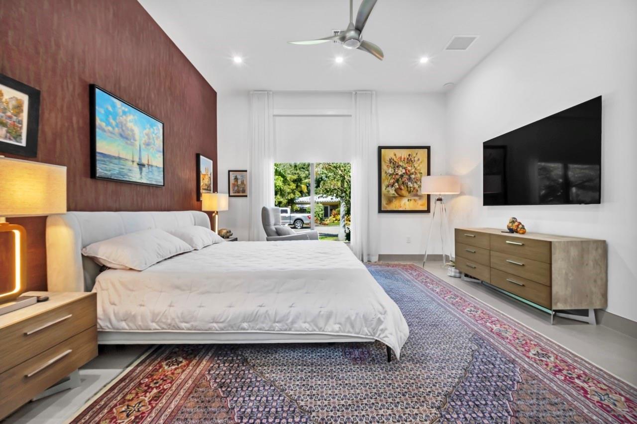 Wilton Manors, Florida, 33305, United States, 3 Bedrooms Bedrooms, ,4 BathroomsBathrooms,Residential,Active,1988456