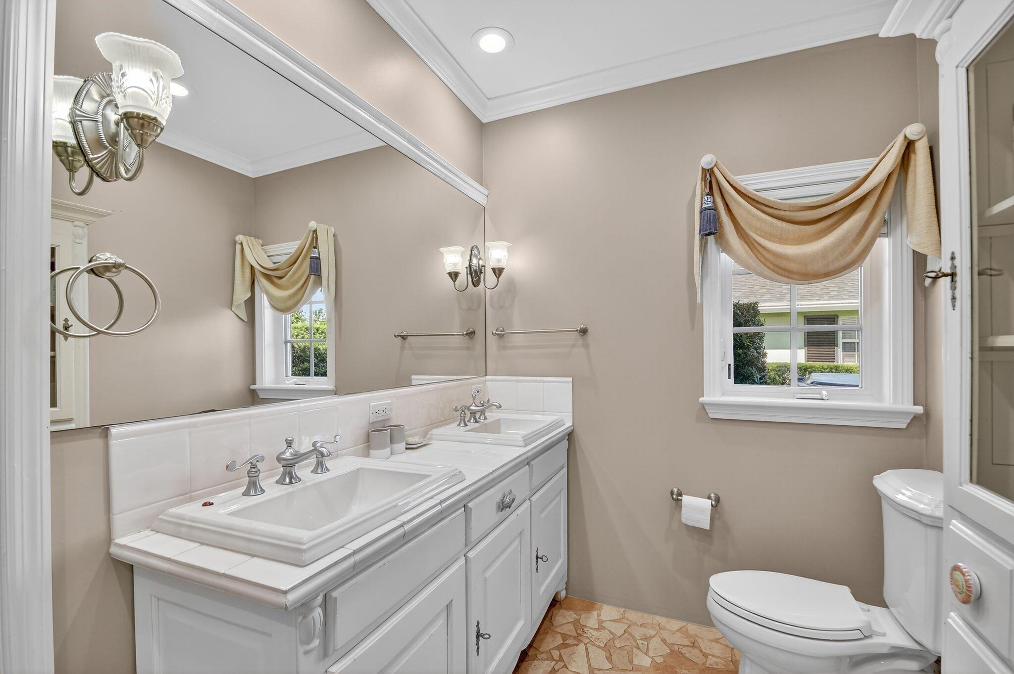 Delray Beach, Florida, 33444, United States, 3 Bedrooms Bedrooms, ,3 BathroomsBathrooms,Residential,Active,1971018