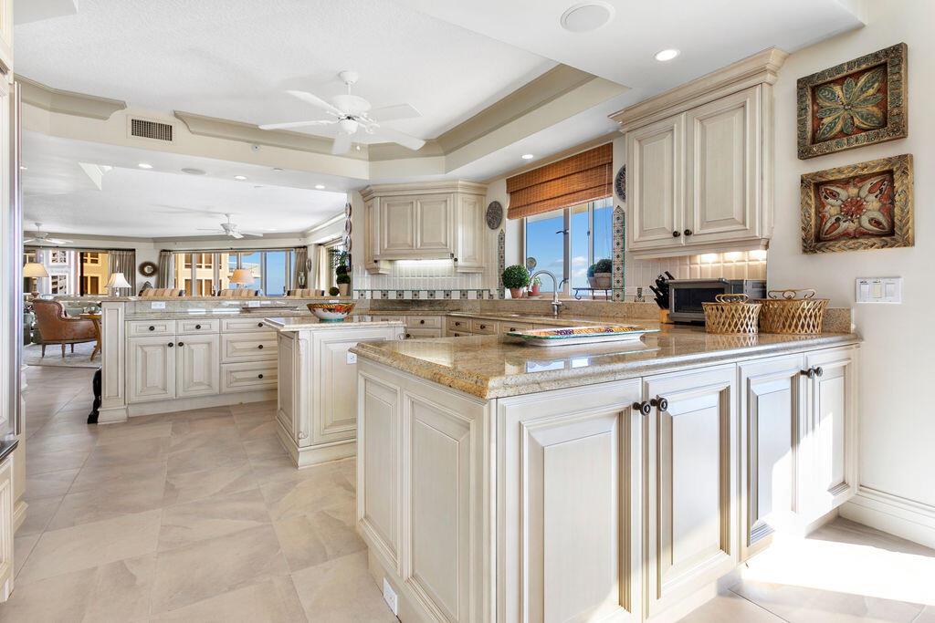 Singer Island, Florida, 33404, United States, 3 Bedrooms Bedrooms, ,5 BathroomsBathrooms,Residential,Active,1990606