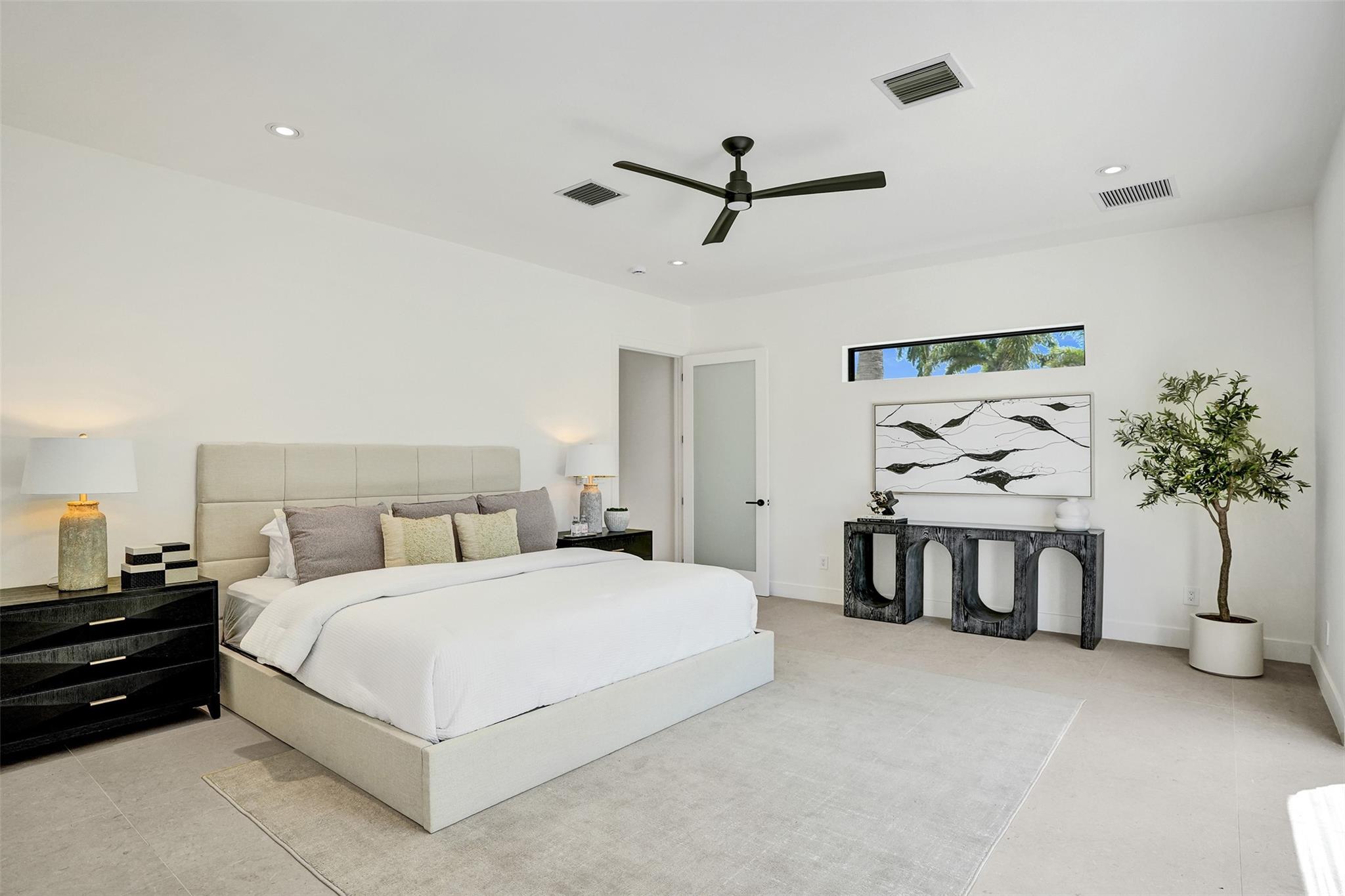 Lighthouse Point, Florida, 33064, United States, 4 Bedrooms Bedrooms, ,4 BathroomsBathrooms,Residential,Active,1919400