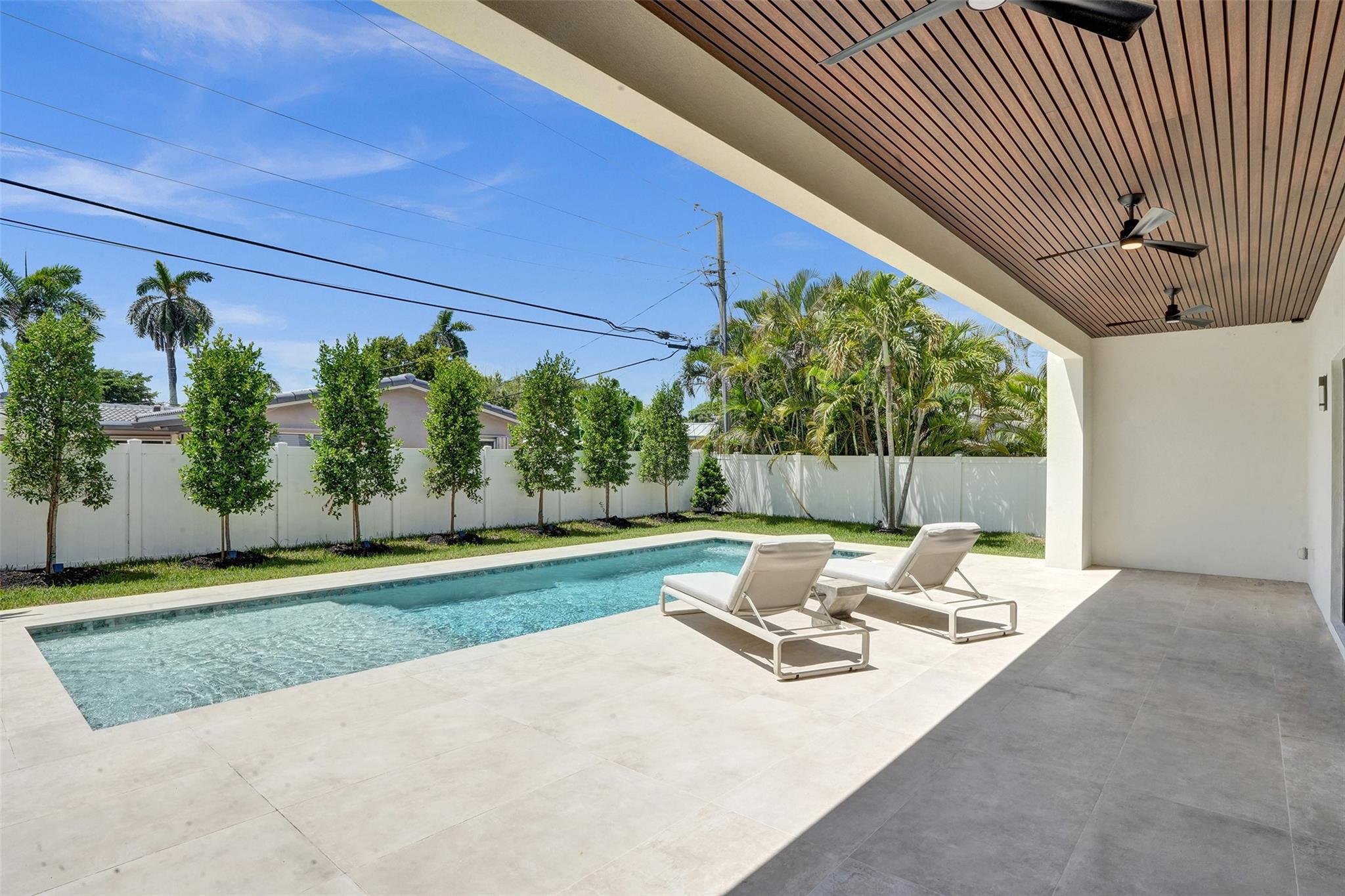 Lighthouse Point, Florida, 33064, United States, 4 Bedrooms Bedrooms, ,4 BathroomsBathrooms,Residential,Active,1919400