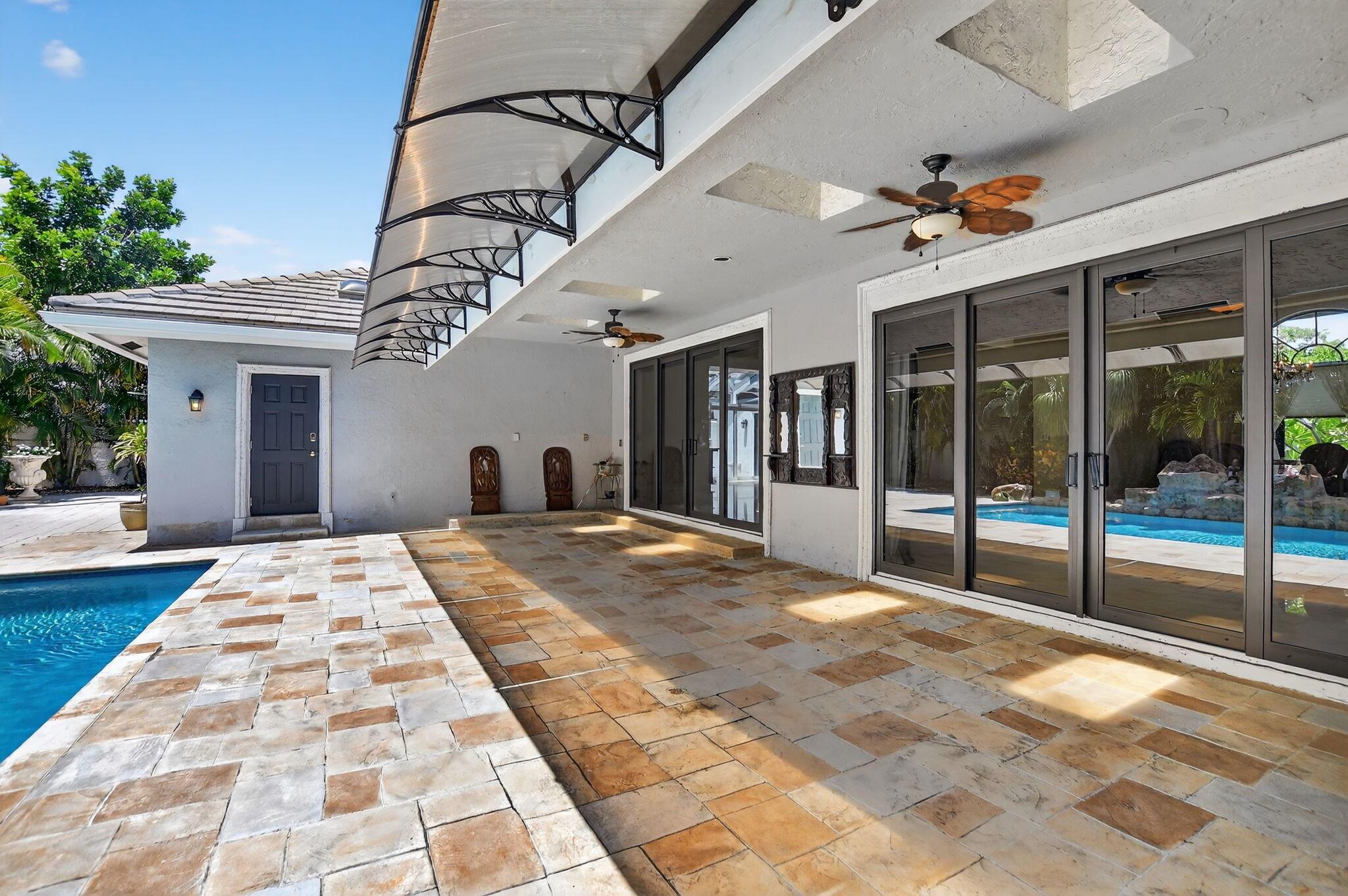 Boca Raton, Florida, 33487, United States, 5 Bedrooms Bedrooms, ,4 BathroomsBathrooms,Residential,Active,1892410