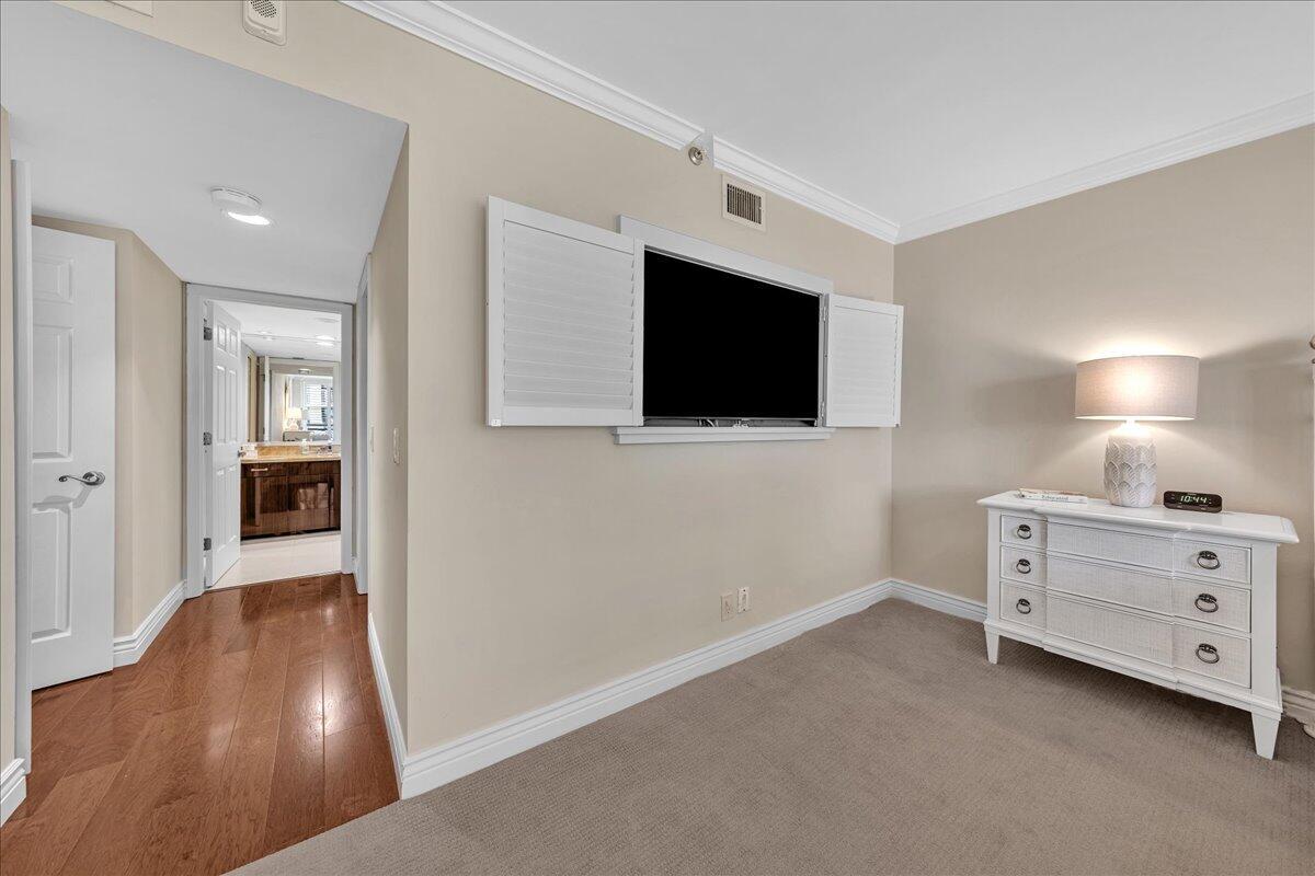 Palm Beach, Florida, 33480, United States, 3 Bedrooms Bedrooms, ,3 BathroomsBathrooms,Residential,Active,1954435