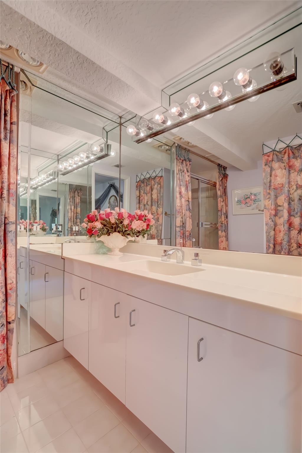 Pompano Beach, Florida, 33062, United States, ,4 BathroomsBathrooms,Residential,Active,1702029