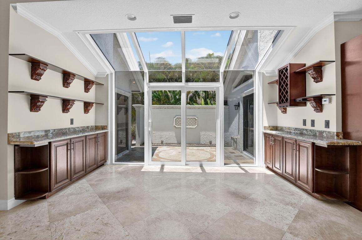 Boca Raton, Florida, 33487, United States, 5 Bedrooms Bedrooms, ,4 BathroomsBathrooms,Residential,Active,2008713