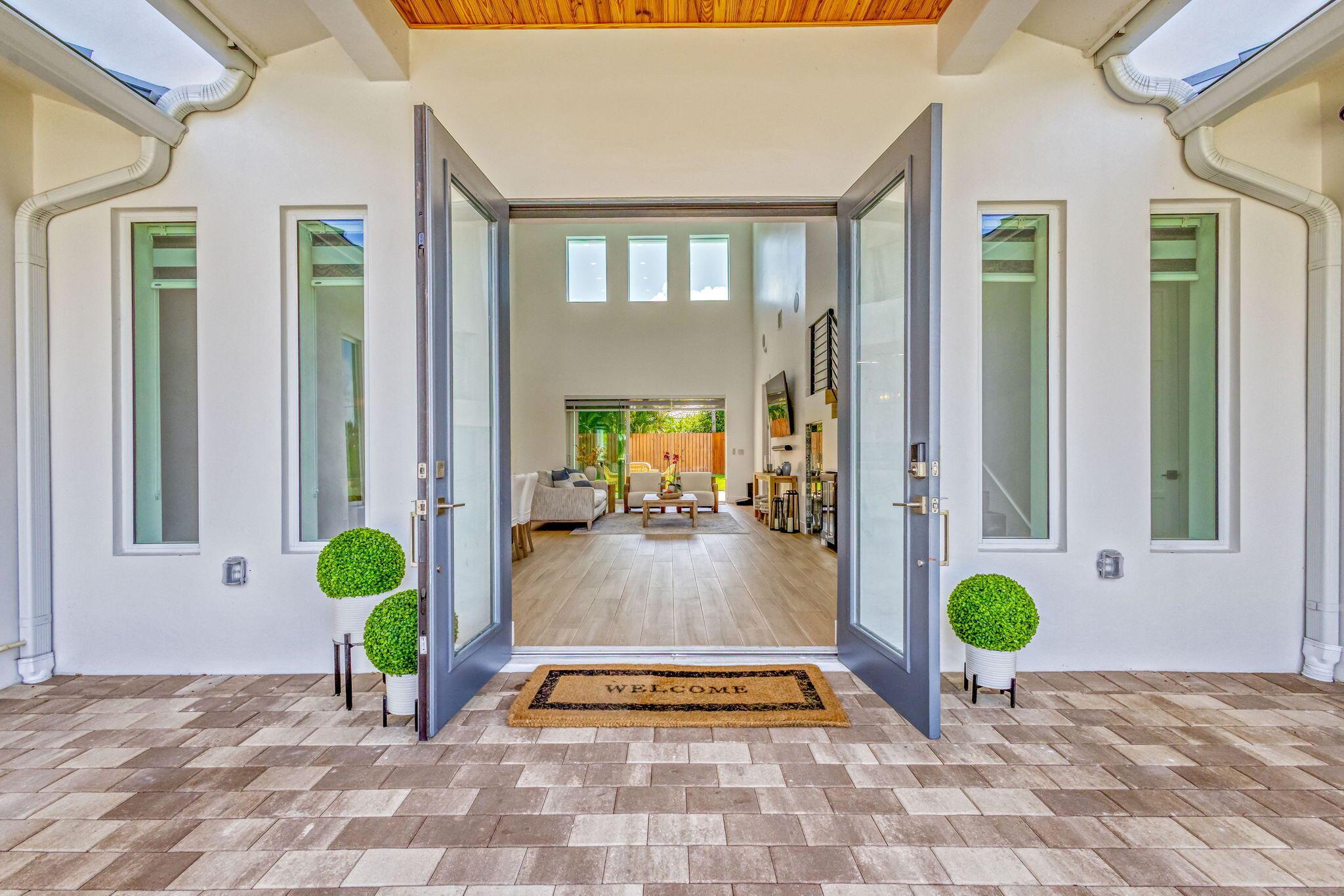 North Palm Beach, Florida, 33408, United States, 4 Bedrooms Bedrooms, ,5 BathroomsBathrooms,Residential,Active,1973305