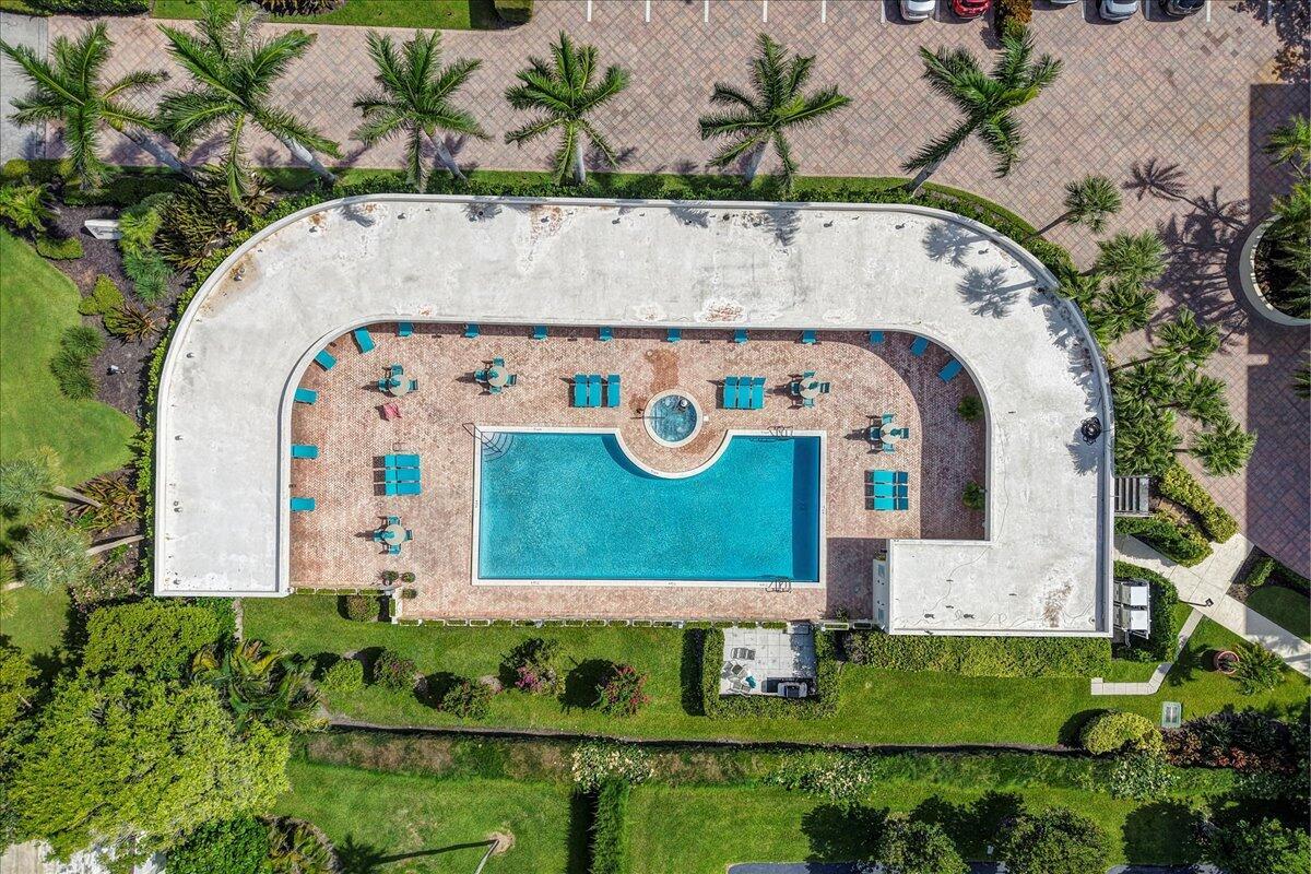 Palm Beach, Florida, 33480, United States, 3 Bedrooms Bedrooms, ,3 BathroomsBathrooms,Residential,Active,1954435