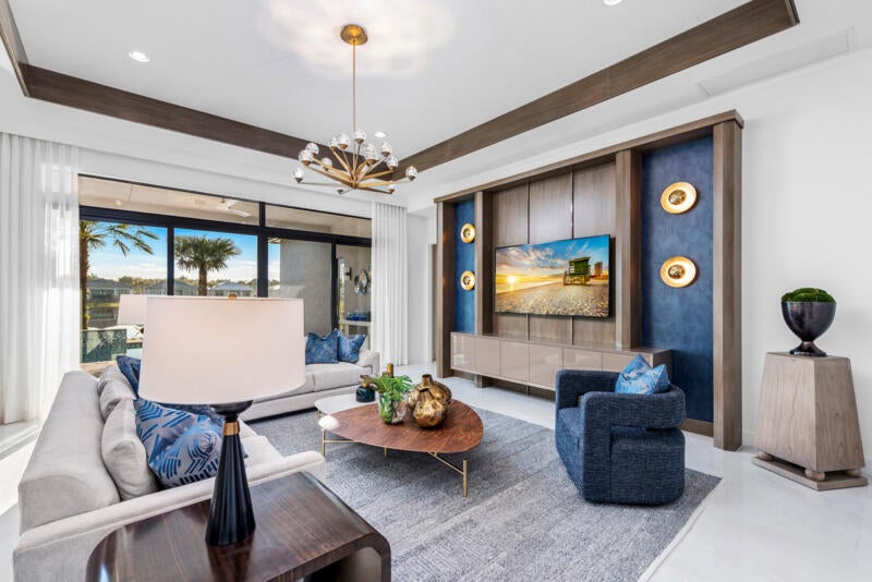 Boynton Beach, Florida, 33473, United States, 4 Bedrooms Bedrooms, ,4 BathroomsBathrooms,Residential,Pending,2008322