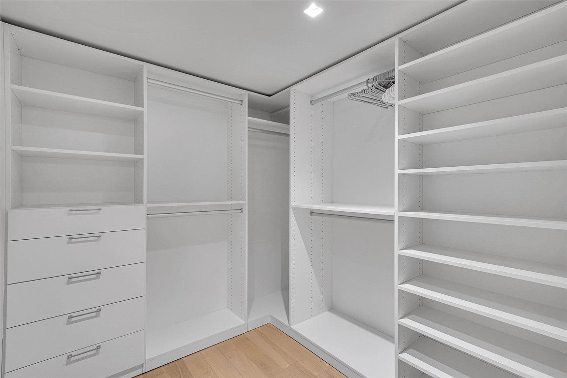 Miami Beach, Florida, 33139, United States, 2 Bedrooms Bedrooms, ,2 BathroomsBathrooms,Residential,Active,2008350