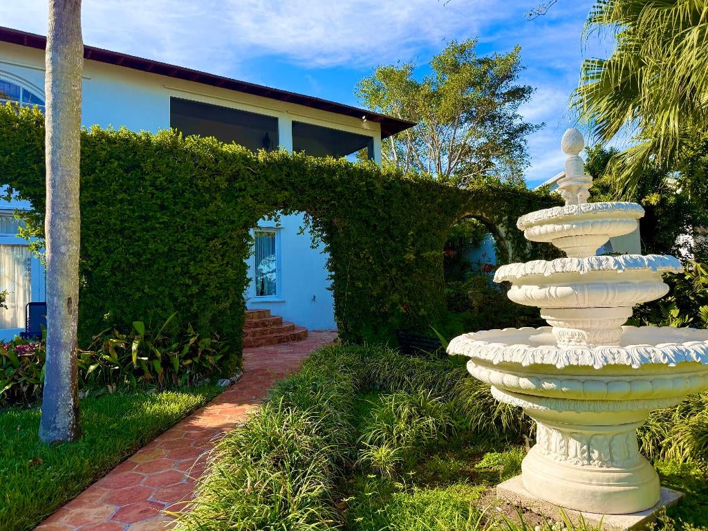 Fort Pierce, Florida, 34950, United States, 6 Bedrooms Bedrooms, ,6 BathroomsBathrooms,Residential,Active,2007665