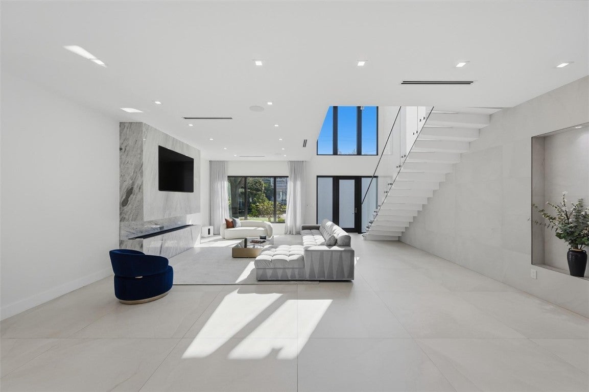 Fort Lauderdale, Florida, 33316, United States, 5 Bedrooms Bedrooms, ,5 BathroomsBathrooms,Residential,Active,2008271