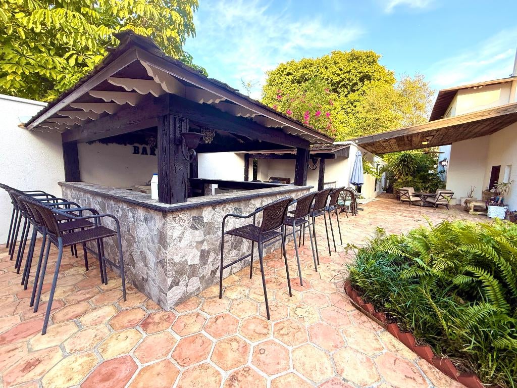 Fort Pierce, Florida, 34950, United States, 6 Bedrooms Bedrooms, ,6 BathroomsBathrooms,Residential,Active,2007665