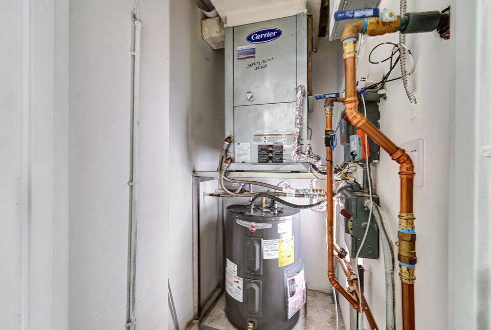 Highland Beach, Florida, 33487, United States, 2 Bedrooms Bedrooms, ,2 BathroomsBathrooms,Residential,Active,1922538