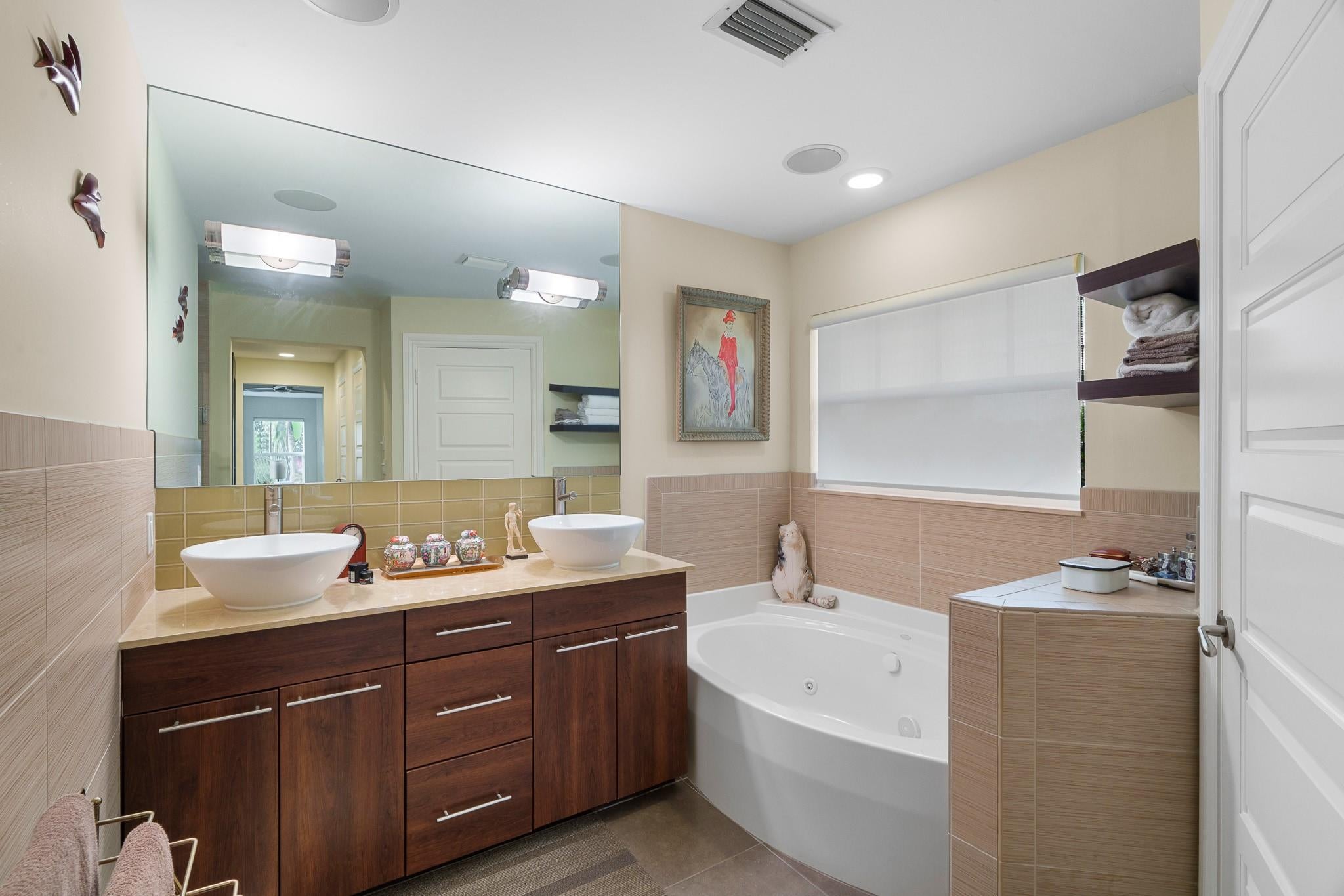 Delray Beach, Florida, 33444, United States, ,4 BathroomsBathrooms,Residential,Active,1741144